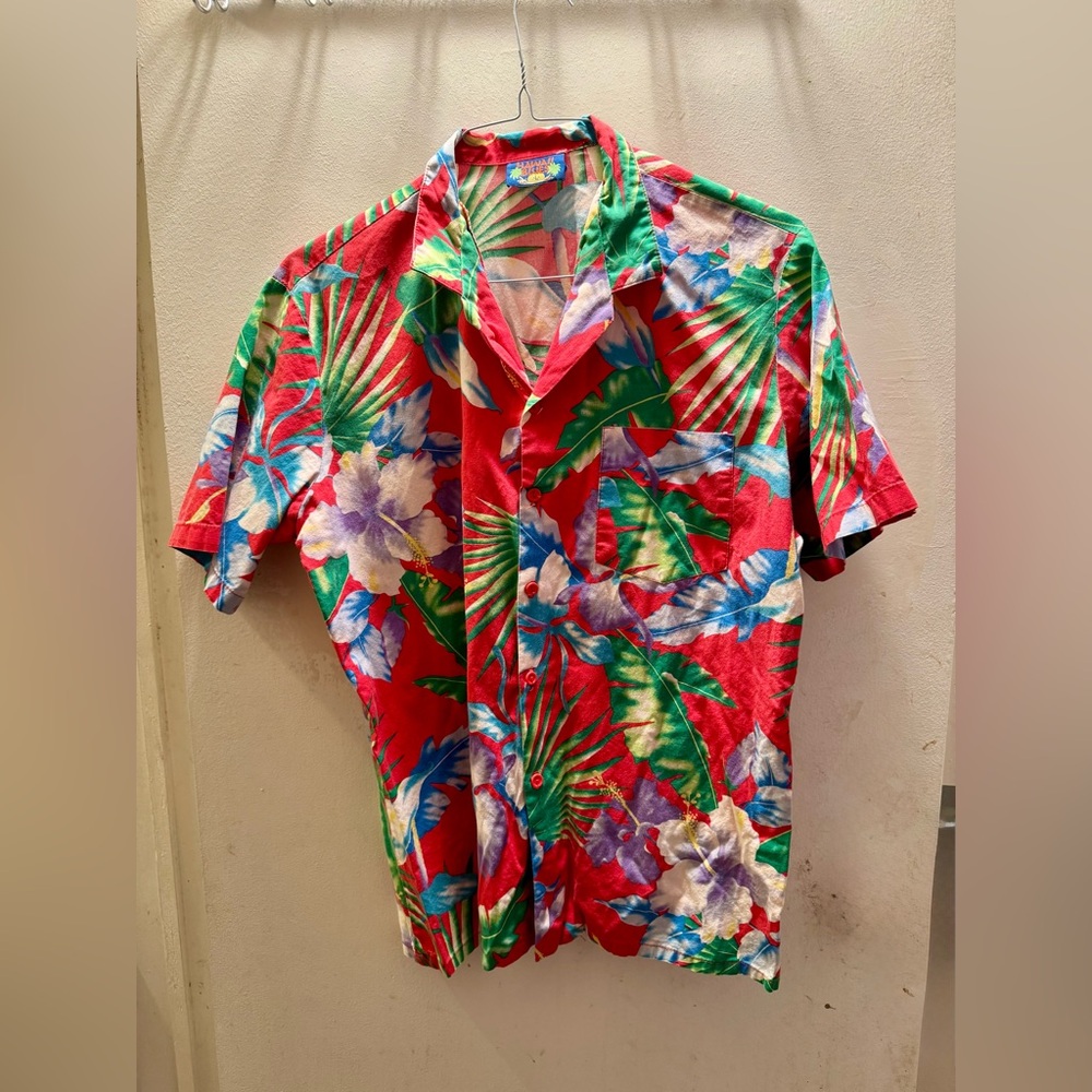 Vibrant Floral Men's Casual Button Down Shirt
